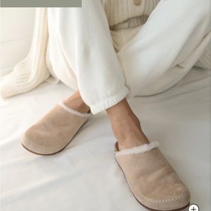 NEW Jenni Kayne Shearling Lined Moc - 38